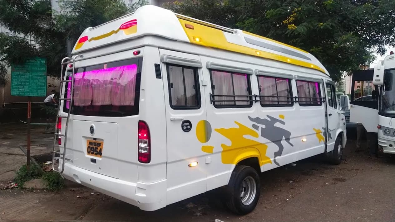 Tempo Traveller (26 Seater)